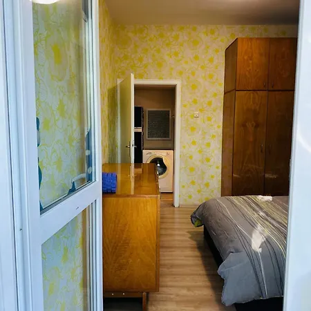Apartment Flat *